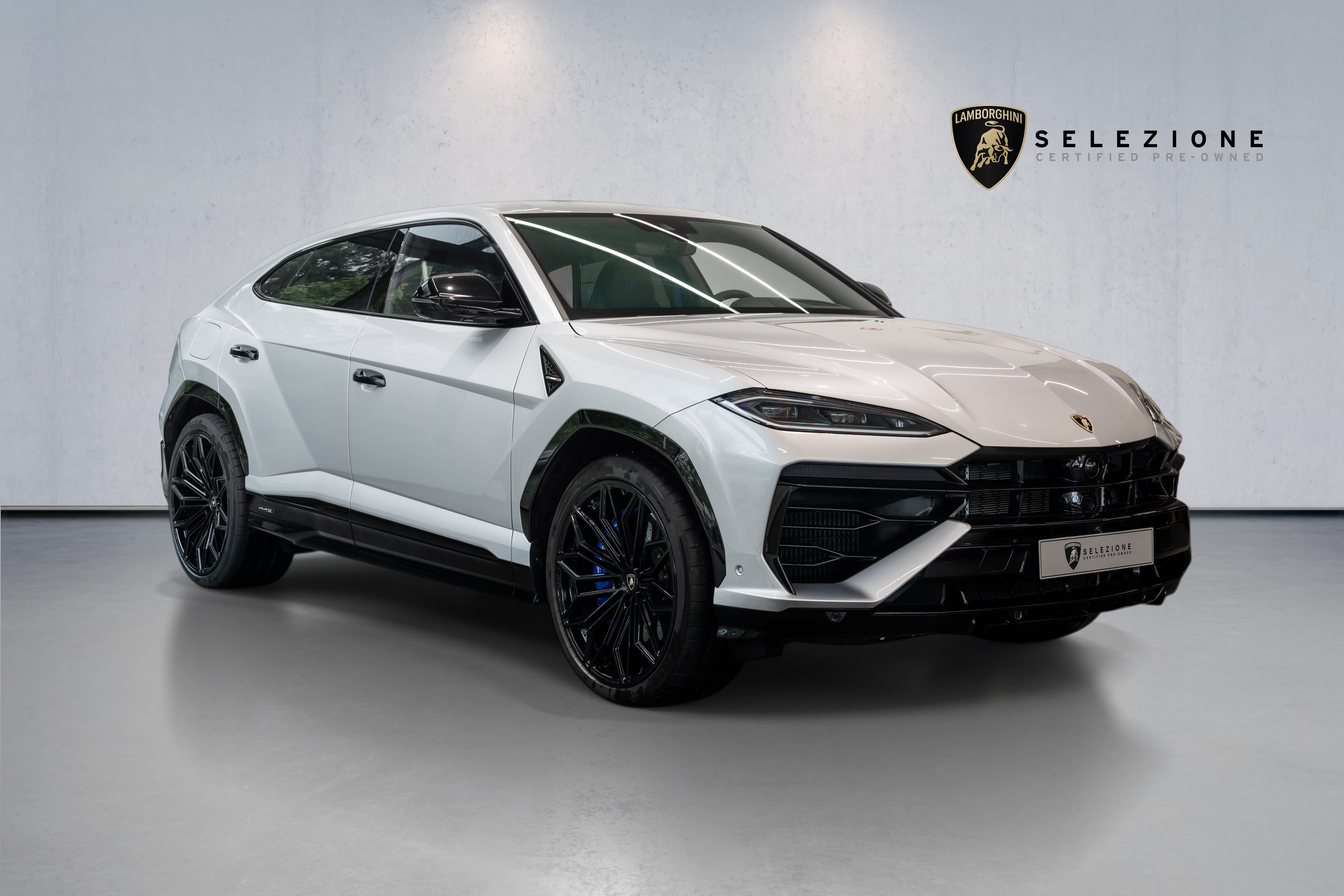 2025 Urus SE